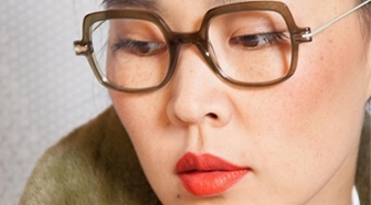 model Odie Chaavkaa wearing Anne et Valentin glasses